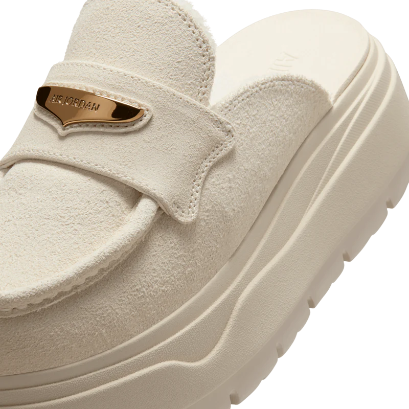 Air Jordan Mule (W) - Image 5