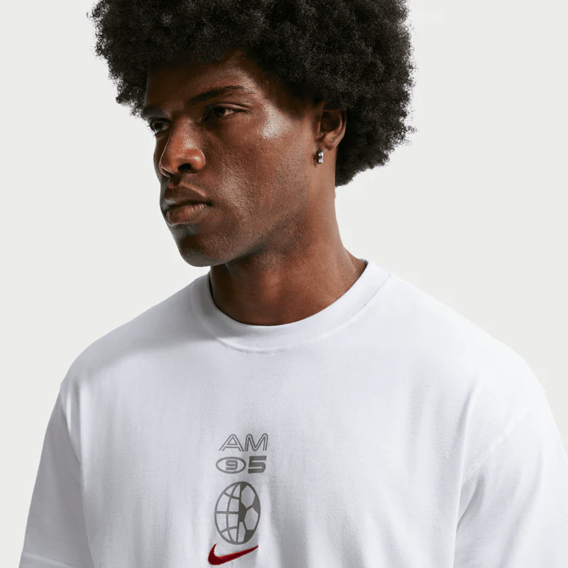 NIKE NSW GFX AIR MAX 95 REFLECTIVE SS TOP - Image 4