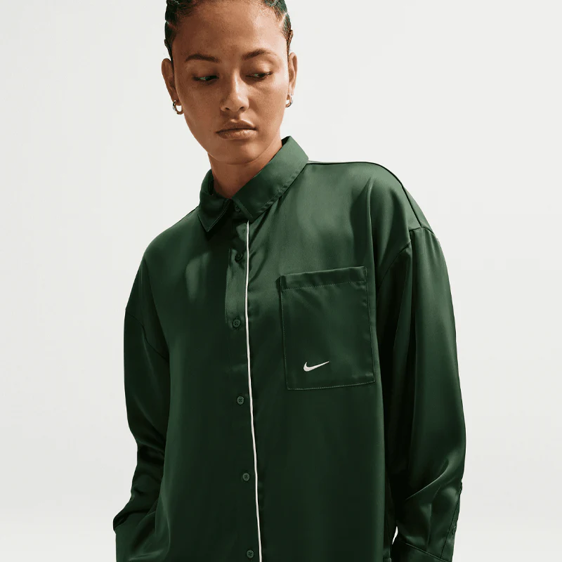 Nsw Oversized Satin Long sleeve Shirt (W) - Image 3